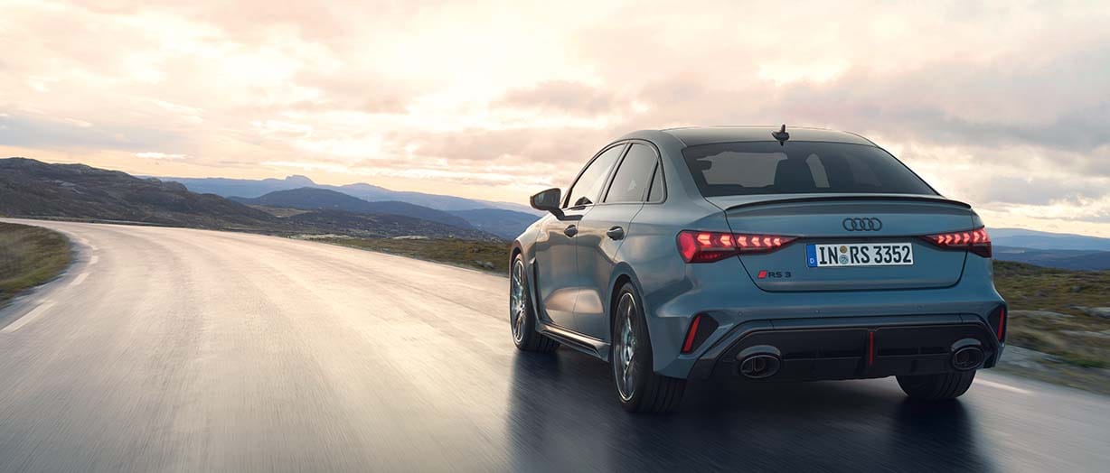 Die Audi RS3 Limousine 294 kW S tronic